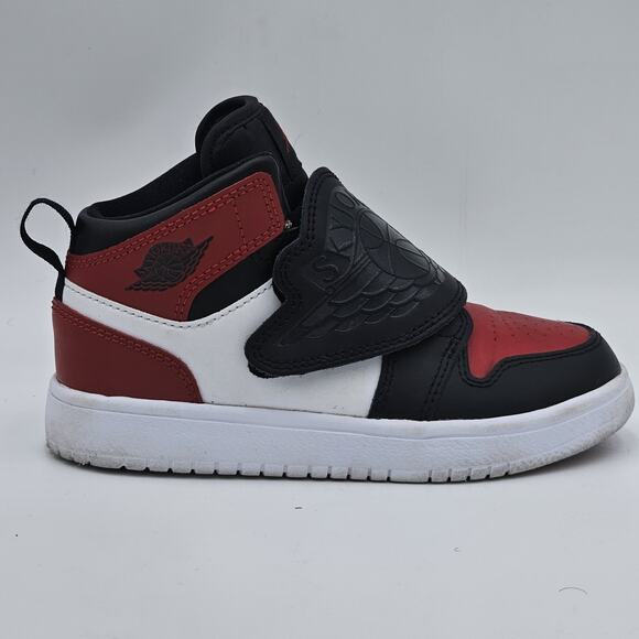 Nike Boys Sky Jordan 1 BQ7197-016 Size 12c Red Basketball Shoes Sneakers - Picture 1 of 12